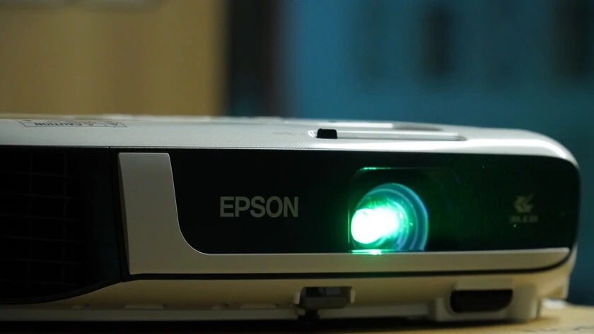 may chieu epson eb x51 3800 ansi lumens xga 3