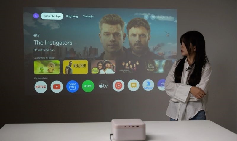 Không thể bỏ qua bước test trình chiếu thực tế để đánh giá chất lượng hình ảnh 